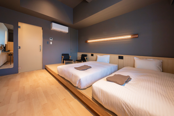 ユニバーサルツイン